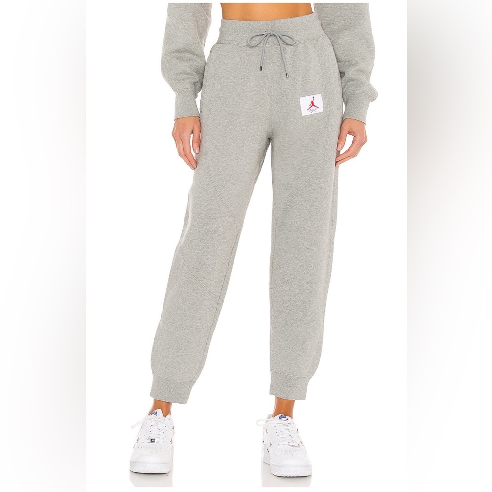 NWT Women's Jordan Flight Fleece Pants in Dark Grey Heather - XS